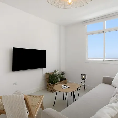 Beachfront Seaview Oasis *