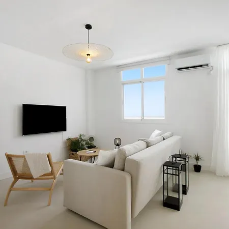Apartment Beachfront Seaview Oasis *